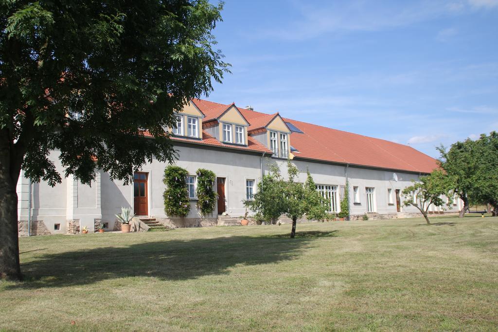 Gutshof Sagritz Hotel Golßen Bagian luar foto
