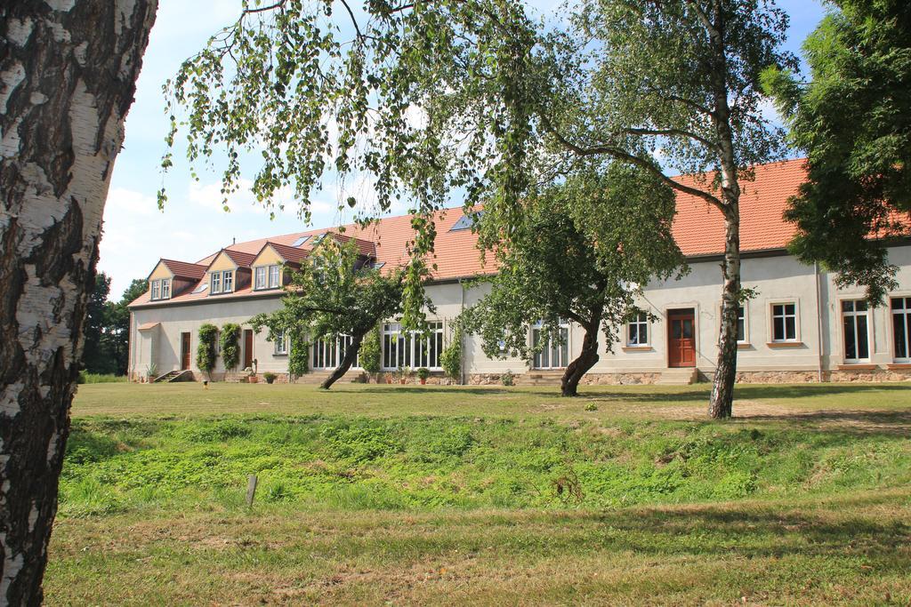 Gutshof Sagritz Hotel Golßen Bagian luar foto