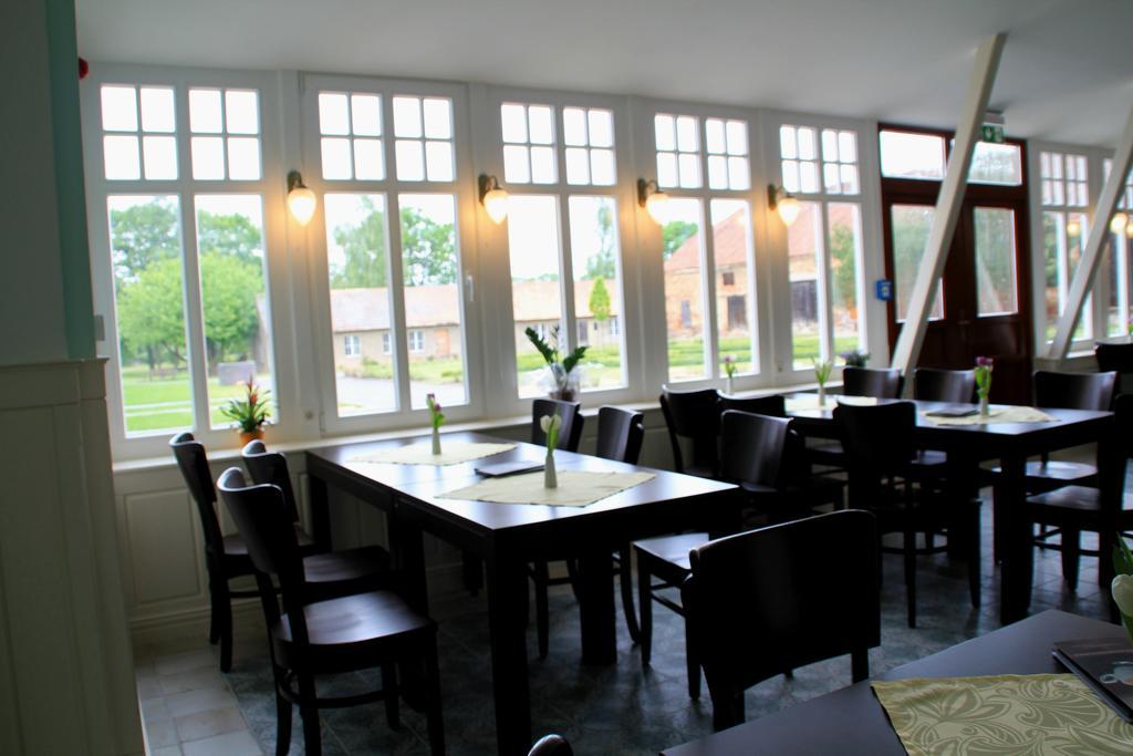 Gutshof Sagritz Hotel Golßen Bagian luar foto